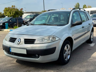 Renault Megane foto 1