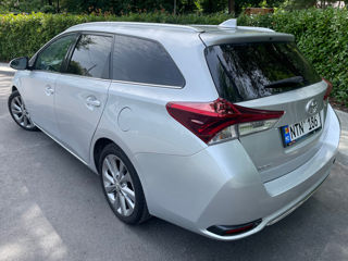 Toyota Auris foto 2