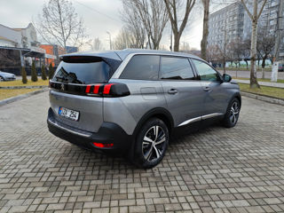 Peugeot 5008 foto 3