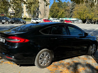 Ford Fusion foto 7