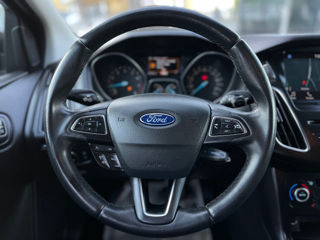 Ford Focus foto 11