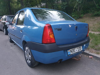 Dacia Logan foto 3