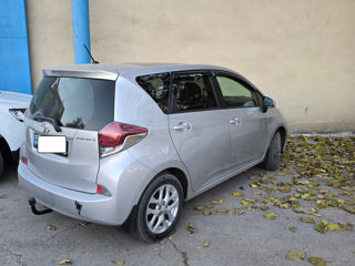 Toyota Verso-S foto 3