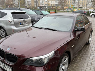 BMW 5 Series foto 2