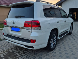 Toyota Land Cruiser foto 4