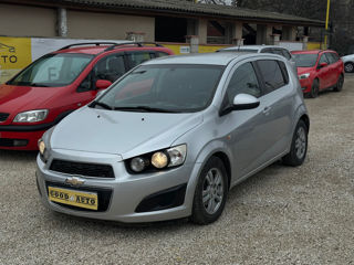 Chevrolet Aveo foto 3