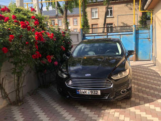 Ford Fusion foto 1