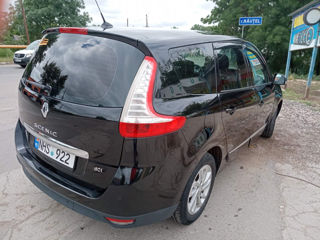 Renault Grand Scenic foto 10