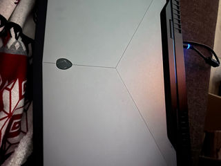 Alienware 17 R4 foto 4