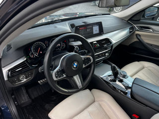 BMW 5 Series foto 11