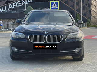 BMW 5 Series foto 3