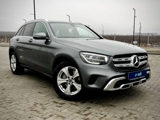 Mercedes GLC foto 5