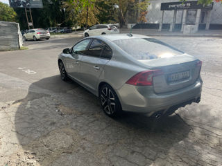 Volvo S60 foto 6