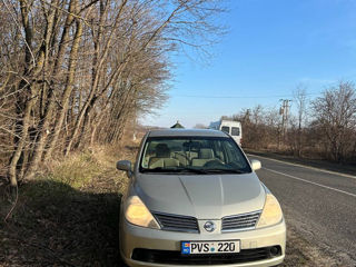 Nissan Tiida фото 6