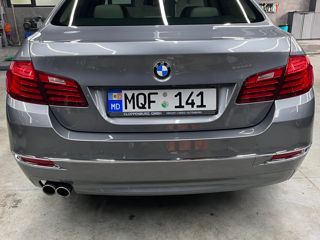 BMW 5 Series foto 2