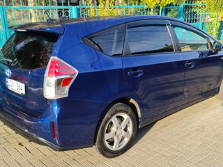 Toyota Prius + foto 4