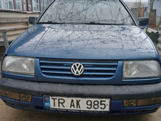 Volkswagen Vento foto 8