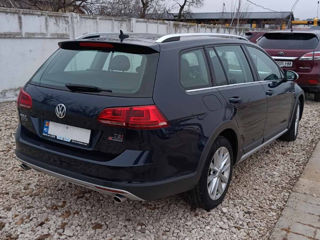 Volkswagen Golf foto 2