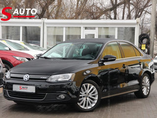 Volkswagen Jetta foto 2