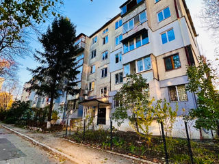 Apartament cu 3 camere, 60 m², Botanica, Chișinău