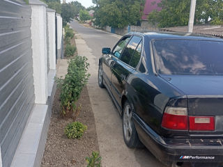 BMW 5 Series foto 4