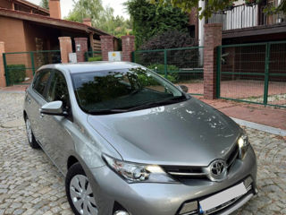 Toyota Auris foto 2