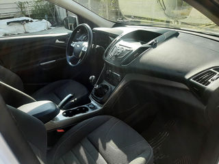 Ford Kuga foto 8