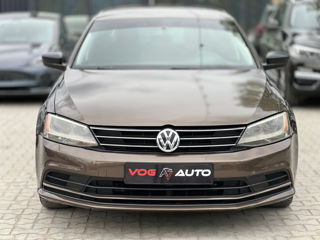 Volkswagen Jetta foto 2