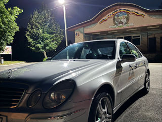 Mercedes E-Class foto 7