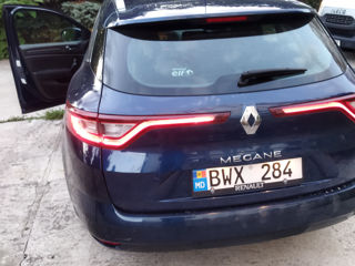 Renault Megane foto 2