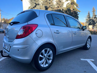 Opel Corsa foto 4