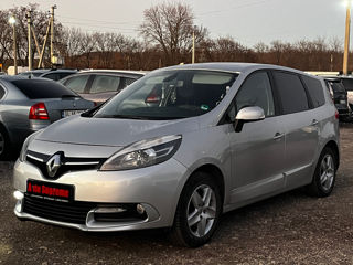 Renault Grand Scenic foto 3