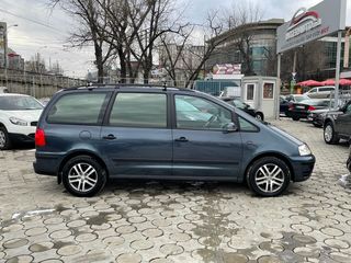 Volkswagen Sharan foto 4