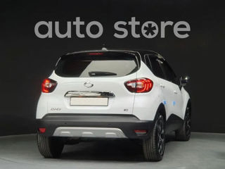 Renault Captur foto 2