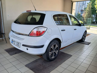 Opel Astra foto 3