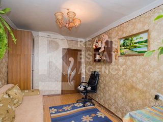 Apartament spațios în sector cu infrastructură dezvoltată, pe str. A.Puskin, Centru foto 5