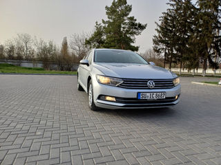 Volkswagen Passat foto 3