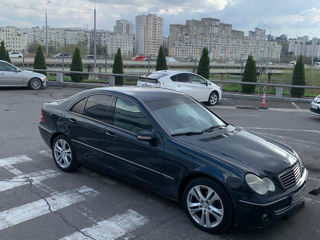 Mercedes C-Class