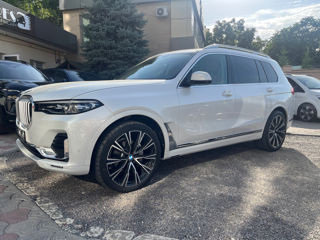 BMW X7 foto 3