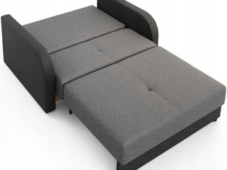 Canapea extensibilă compactă și calitativă foto 3
