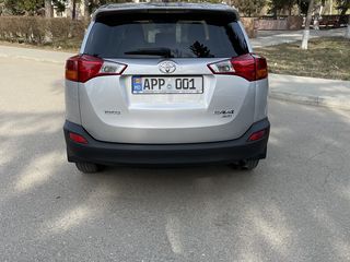 Toyota Rav 4 foto 5