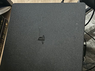 Playstation 4 slim in stare ideală urgent