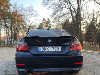 BMW 5 Series foto 6