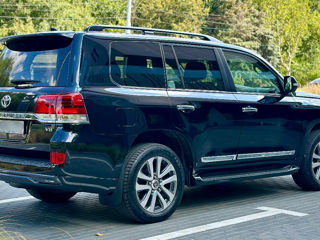 Toyota Land Cruiser foto 4