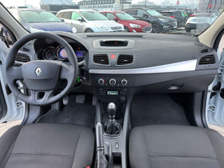 Renault Fluence foto 8