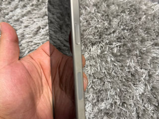 iPhone 15 Pro Max 1TB Natural Titanium foto 2