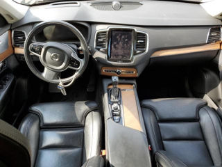 Volvo XC90 foto 7