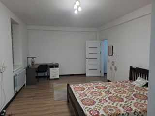 Apartament cu 2 camere, 80 m², Buiucani, Chișinău foto 6