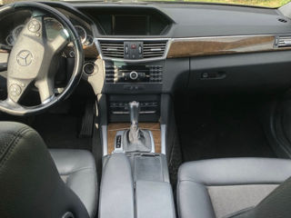 Mercedes E-Class foto 7