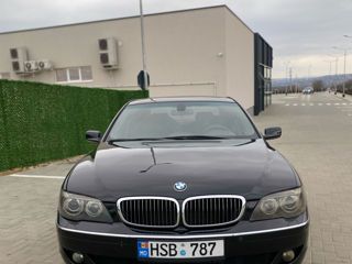 BMW 7 Series foto 3